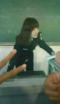 寡妇女教师手机在线播放,揭秘网络直播背后的故事