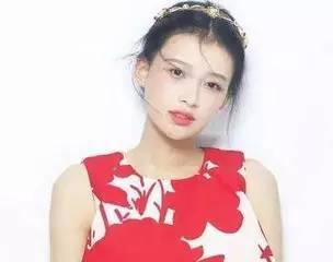 女明星孙怡,璀璨星途，优雅绽放