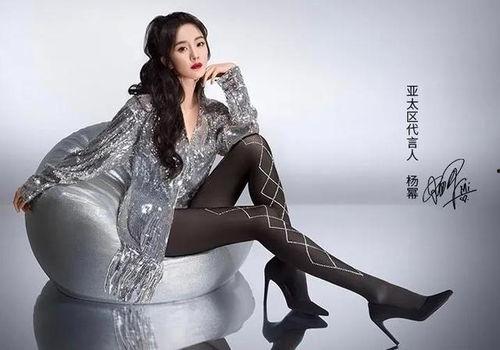 穿着丝袜被多姿势电影,多姿势电影中的性感演绎