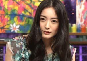 仲间由纪惠老公出轨,婚姻裂痕引发公众关注