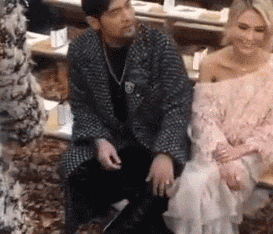 我想看妹子穿拉丝袜,探寻时尚与性感的完美融合