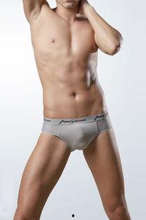 男明星三角内裤图片,男明星三角内裤下的时尚魅力揭秘