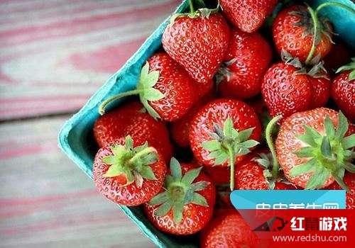 娱乐吃瓜酱草莓发卡,娱乐吃瓜酱的时尚宠儿