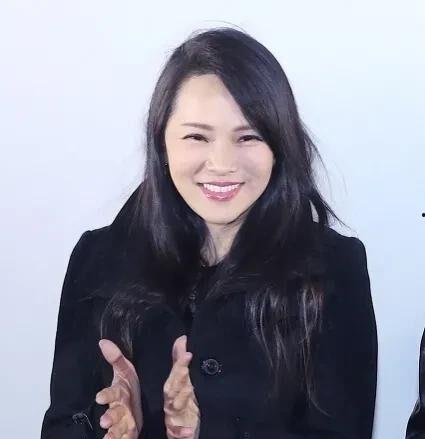 明星吃娱乐圈大瓜图片,明星真实吃瓜瞬间，揭秘幕后真相